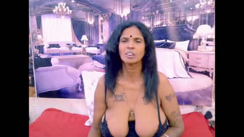 sexyva4u2luv online show from June 12, 2026, 6:40 pm