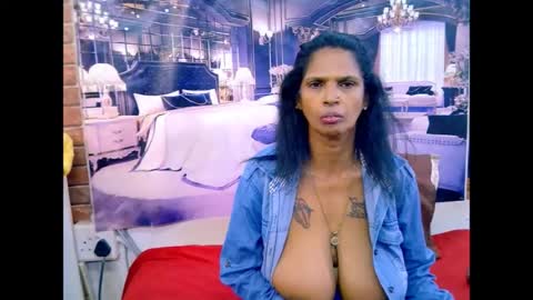 sexyva4u2luv online show from August 1, 2026, 8:35 am
