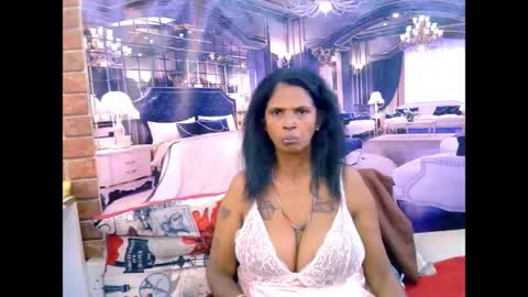 sexyva4u2luv online show from August 7, 2026, 7:38 pm