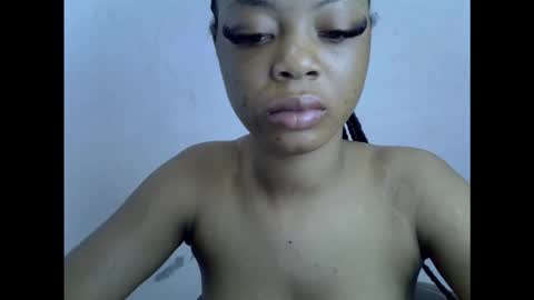 Snapshot of sexyxpeach chatting on March 11, 2026, 6:25 pm sexyxpeach online show from March 11, 2026, 6:25 pm