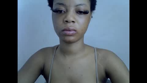 Snapshot of sexyxpeach chatting on March 18, 2026, 9:29 pm sexyxpeach online show from March 18, 2026, 9:29 pm