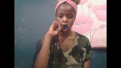 sexyyonger online show from March 25, 2026, 7:14 am