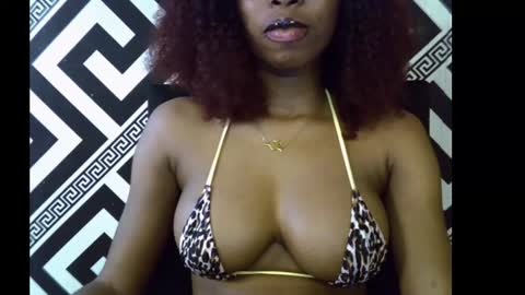 Snapshot of sezy_petite chatting on September 30, 2025, 8:30 am Wealth online show from September 30, 2025, 8:30 am