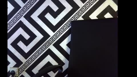 Snapshot of sezy_petite chatting on October 31, 2025, 8:54 pm Wealth online show from October 31, 2025, 8:54 pm