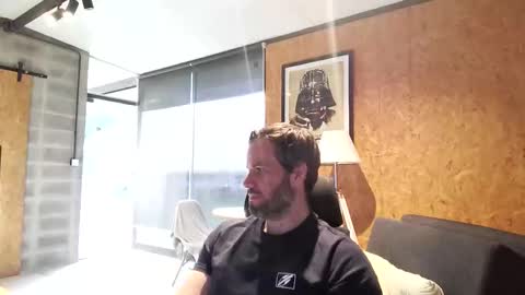 Snapshot of shad0w_hunter chatting on February 11, 2026, 8:25 pm shad0w_hunter online show from February 11, 2026, 8:25 pm