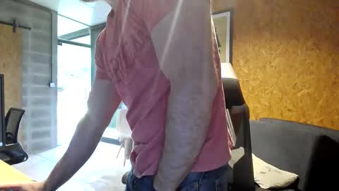 Snapshot of shad0w_hunter chatting on March 10, 2026, 1:16 pm shad0w_hunter online show from March 10, 2026, 1:16 pm