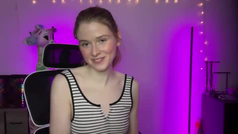 Snapshot of shadebabe chatting on March 9, 2025, 10:08 am shadebabe online show from March 9, 2025, 10:08 am