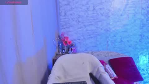 Liz online show from August 7, 2026, 4:58 am