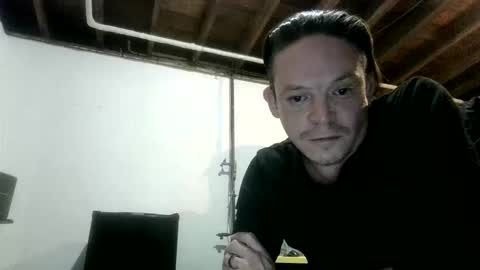 shadowelf85 online show from February 6, 2026, 2:27 am