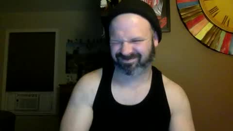 Snapshot of shadyyyyyy7 chatting on October 19, 2025, 4:35 am Shady online show from October 19, 2025, 4:35 am