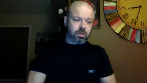 Shady online show from May 12, 2026, 2:19 am