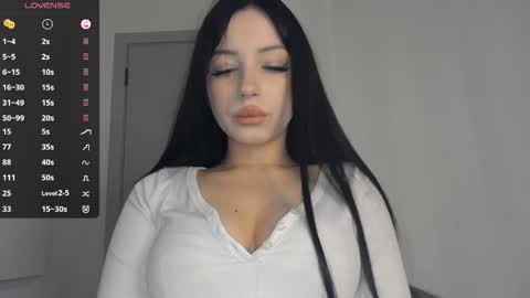 shaecatalina online show from May 30, 2026, 6:43 am