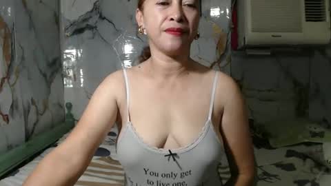 shai_shaiy online show from April 12, 2026, 11:59 am