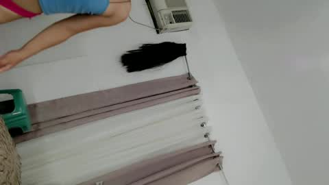 shaira_fucker online show from June 25, 2026, 11:15 am