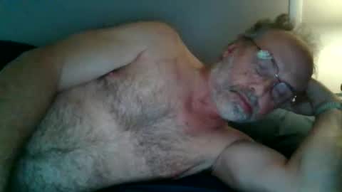 shakeyman889 online show from March 27, 2026, 5:24 am