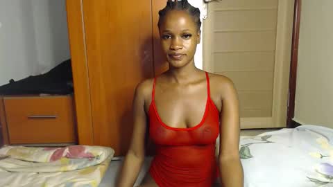 Snapshot of shaky396294 chatting on October 27, 2025, 2:43 pm shaky xxx online show from October 27, 2025, 2:43 pm