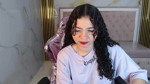 Shalon  online show from December 6, 2024, 1:11 pm