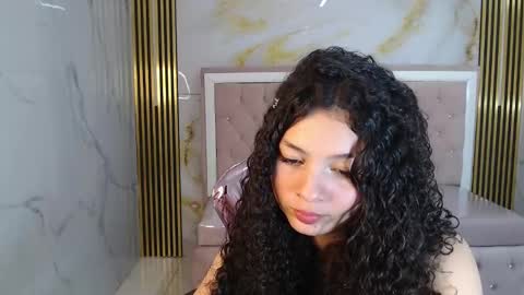 Shalon  online show from December 30, 2024, 7:11 pm