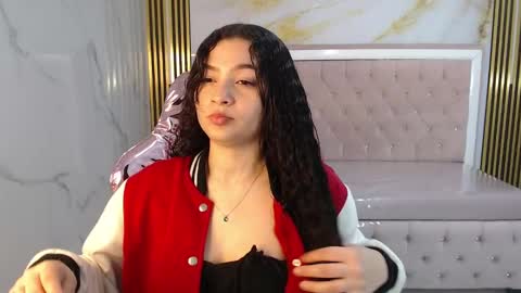Shalon  online show from January 11, 2025, 1:01 pm