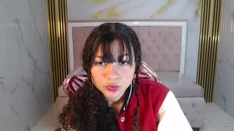 Shalon  online show from February 20, 2025, 2:02 pm