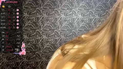 Iris online show from October 26, 2025, 8:04 pm