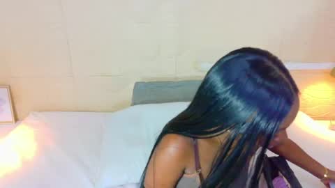 Snapshot of shamira_moore chatting on April 29, 2026, 9:43 pm Catalina online show from April 29, 2026, 9:43 pm