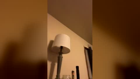 Snapshot of shanainai1988 chatting on April 1, 2026, 3:18 am shanainai1988 online show from April 1, 2026, 3:18 am