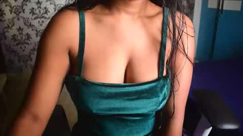 shanaya indian online show from February 4, 2026, 4:07 am