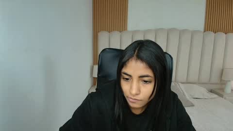shanelle online show from May 4, 2026, 12:01 pm