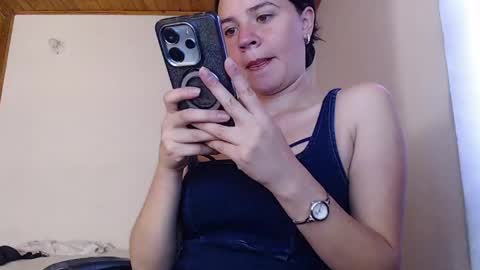 Snapshot of shanel_lozano chatting on May 24, 2026, 4:23 pm shanel_lozano online show from May 24, 2026, 4:23 pm