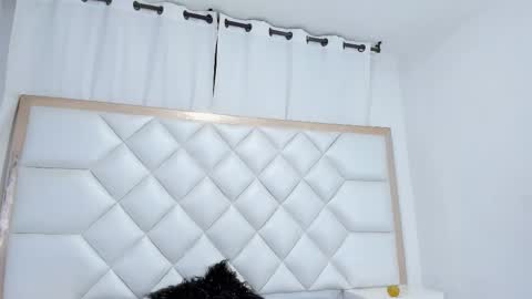 shanelle7 online show from November 25, 2025, 1:55 pm