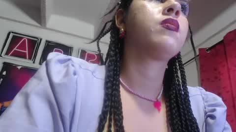 Snapshot of shanellmoore chatting on December 20, 2024, 10:22 pm Shanell Moore online show from December 20, 2024, 10:22 pm