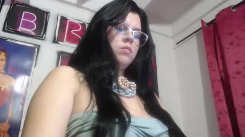 Snapshot of shanellmoore chatting on December 30, 2024, 11:28 pm Shanell Moore online show from December 30, 2024, 11:28 pm