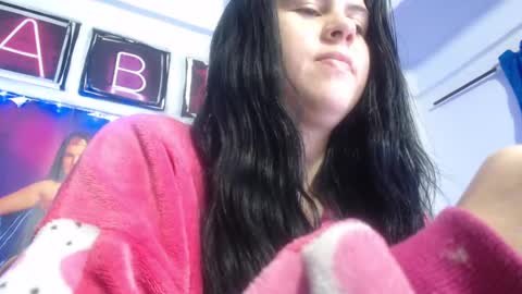 Snapshot of shanellmoore chatting on February 11, 2025, 12:27 pm Shanell Moore online show from February 11, 2025, 12:27 pm