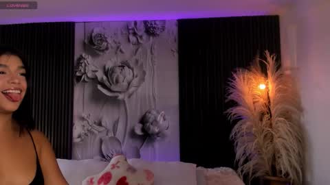 Snapshot of shaniadaniels chatting on March 6, 2026, 9:22 pm ShaniaDaniels online show from March 6, 2026, 9:22 pm