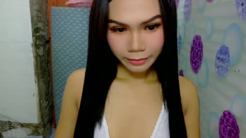 Snapshot of shanica_lee972385 chatting on May 25, 2026, 9:43 pm shanica_lee972385 online show from May 25, 2026, 9:43 pm