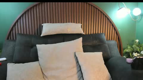 shannel__queen online show from May 8, 2026, 10:04 pm
