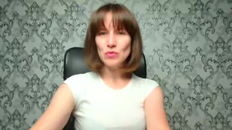 Shannen online show from September 13, 2025, 11:10 am