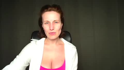 Shannen online show from May 4, 2026, 11:17 am