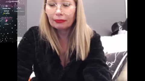 Snapshot of shannon07 chatting on January 6, 2026, 4:16 am Shannon07 online show from January 6, 2026, 4:16 am