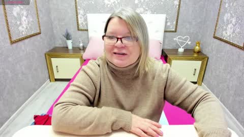 Shannon online show from December 9, 2024, 1:02 pm