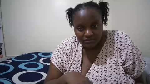 shanny_123 online show from April 28, 2026, 9:14 am