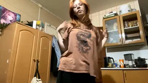 Snapshot of shantaeburleson chatting on October 21, 2025, 4:35 am Kristin online show from October 21, 2025, 4:35 am