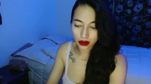 shantal_d03 online show from February 12, 2025, 2:14 am
