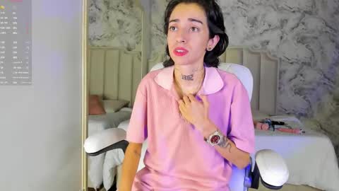 Shantal online show from November 22, 2025, 4:00 am