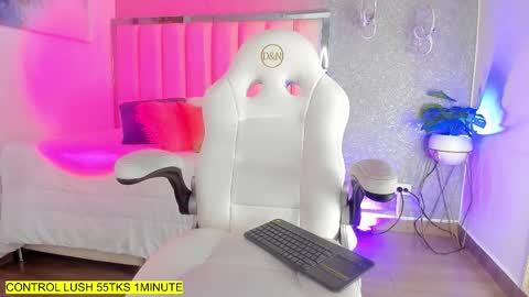 Shantal online show from March 11, 2026, 11:27 am