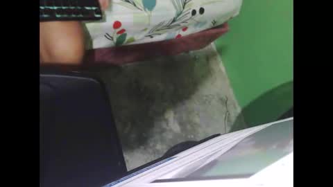 Snapshot of shantal_xcam chatting on March 20, 2026, 4:17 am shantal_xcam online show from March 20, 2026, 4:17 am