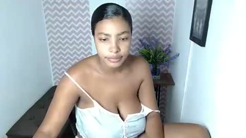 Dayana online show from June 16, 2026, 6:43 pm