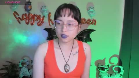 Cat-FOLLOWME and we talk IGshantal cerezo online show from October 17, 2025, 8:11 pm