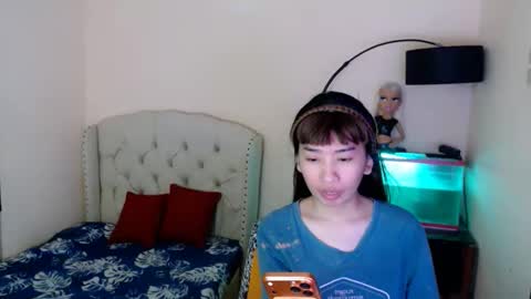 SHANTA FOX  s online show from March 23, 2026, 1:04 pm